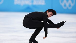 Nathan Chen delivers record short program to begin Olympic pursuit