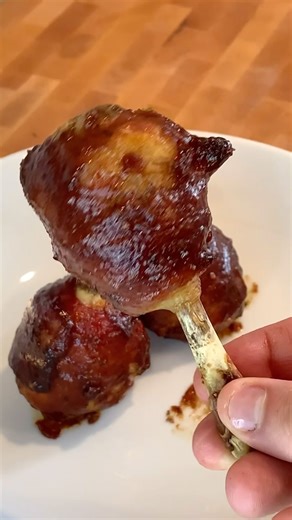 Bacon wrapped chicken lollipops 🍭🍭🍭 . #chickenlollipop #chicken #asmrfood | Meatkingz