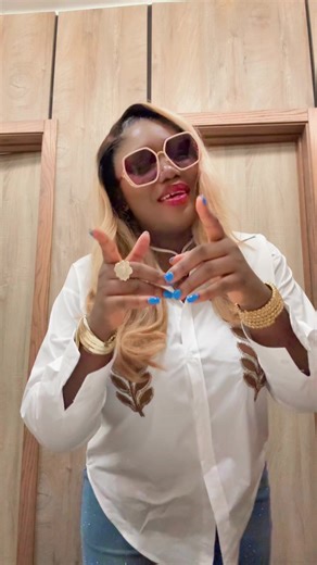 eva_fragrance_planet (@eva_fragrance_planet)’s videos with Choice - BoyPee