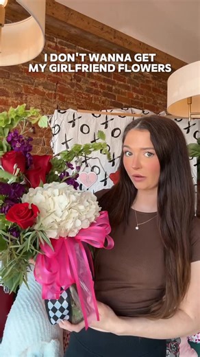Meg Reily on Instagram: "facts 💋💐 #alybees"