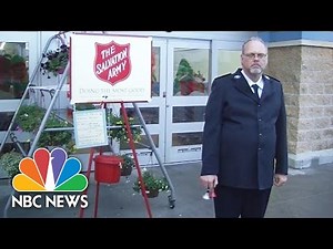 Salvation Army Volunteer Sets Bell Ringing Record | NBC News