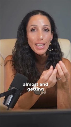 Formication: The Weird Menopause Symptom You Need to Know