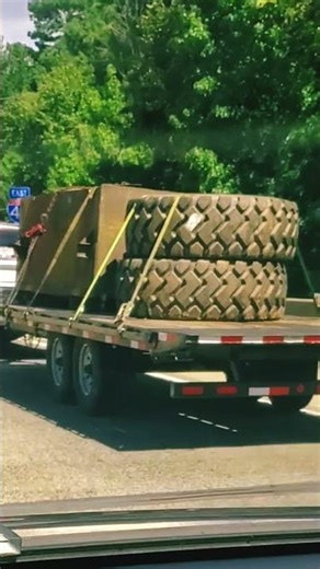 Truckin' ain't easy #trucking #trucklife #truckdriver #bigrig #diesel #longhaul