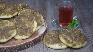 Amazing, Soft, Delisious, and Easy Zaatar Manakish. Arabic Zaatar Bread! | Heaven Bites