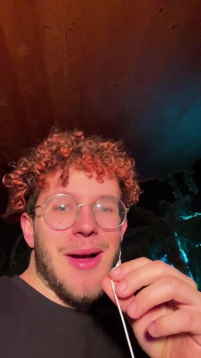 Handheld Craft Tool Demonstration for Creative Projects