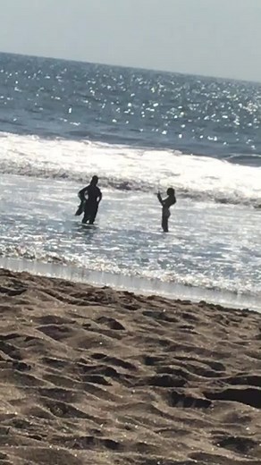 Beach Fun Activities: Laughs and Ocean Vibes