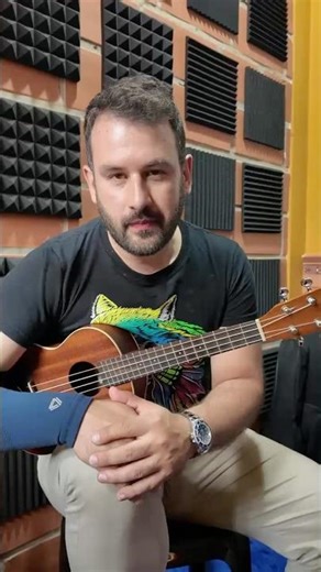 Billie Jean (Michael Jackson) James Hill’s ukulele version.
