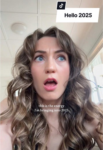 Unhinged and Anxious: Christina's 2025 Vibe