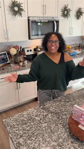 Kendriyana 💌| cooking & lifestyle on Instagram: "This dinner is always one of my favorite way to start out the year 🫶🏽 #cookwithme #easyrecipe #dinnerideas #quickmeals"