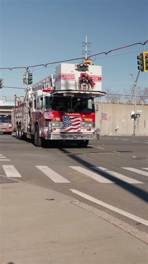 The holiday season is about giving back, and we were so proud to assist the Bellmore Chamber's Santa Run—alongside North Bellmore FD—to bring cheer to our community! As all-volunteer Firefighters and Firemedics, seeing those happy faces is what fuels us all year long. From our station to your home, we wish the Bellmore and North Bellmore community a very Merry Christmas and a safe, bright New Year! #BellmoreFD #VolunteerLife #HolidayCheer #NorthBellmoreFireDepartment #Bellmore