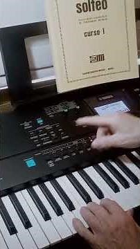 YAMAHA PSR EW 425 TUTORIAL 5 in Spanish