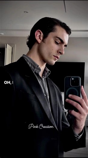 Evan Bacic This is me in all my glory", "Feelin' myself", "Self-love is the best love", "New look, same me", "Believe in your selfie". #top50verticalactor #highlightseveryonefollowers2025 #pinkcreation #postviralシ2025 #evanbacic | Pink Creation