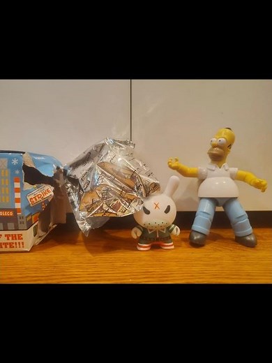 Homer's Elf ‪@JAKKSPacific‬ The Simpsons Kidrobot Stop Motion Unboxing