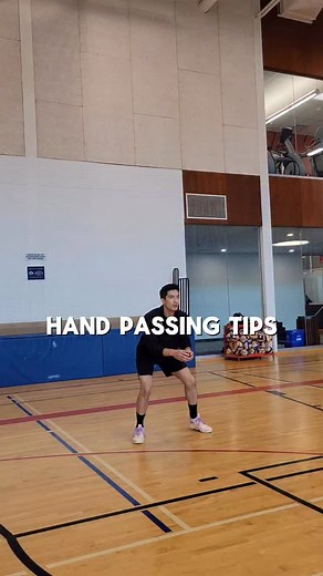 A few tips to help those struggling with hand passing! Identify a hand pass situation (above chin), stay in the frame, move quickly to get frame behind and under the ball (strong direction step), track so ball is at forehead and ideally in the middle of the body, contact and direct with both hands. I generally recommend athletes to stay in an open platform position until they know for sure how they’re going to contact the ball. This basically means not bringing your platform completely together.