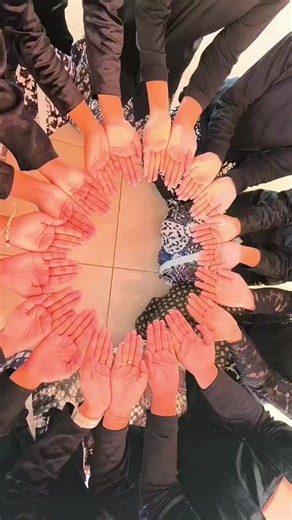 Indahnya kebersamaan XT4 #creatorsearchinsights #smkiyogayakarta #fyppppppppppppppppppppppp #rayapenuhrasa #smkiyogyakarta @alsafitrii_🌻✨ @hnggniss_29 @ra @b0oterscht @d @fkhriekaaa @Haikal Putra @farrelarya93 @cesii @Linn @𝑴𝒂𝒓𝒈𝒂𝒓𝒆𝒕𝒉𝒂