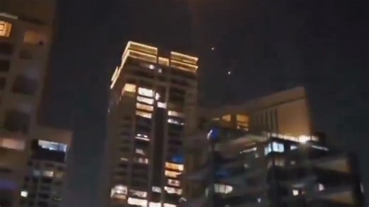 卡塔尔外交部表示，伊朗对卡塔尔的攻击“不能不加以报复” 声明发布几分钟后，伊朗向多哈发射了10枚额外导弹……