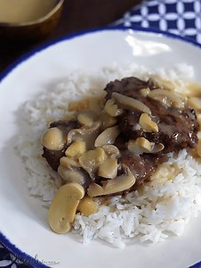 Easy Burger Steak (Ala Jollibee Burger Steak) - The Peach Kitchen