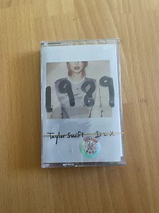 Taylor Swift - D.L.X 1989