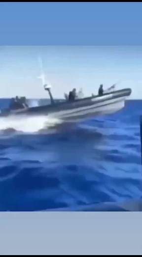 Members from #EgyptianNavy 1st Naval Special Forces Brigade are sending you their regards ?? #Egypt #Navy #sea #war