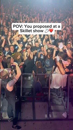 He proposed at a Skillet show 🙌💍