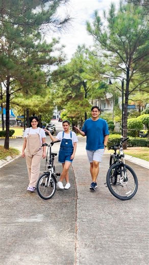 124K views · 2.6K reactions | OREO offers a helping hand to parents like me to create a deeper connection and friendship with #AyeshaZara ! Now with its new trial pack, you can bond and connect more deeply with your children especially through the simple joys of the iconic Twist, Lick, and Dunk! #StayFriendsWithOREO #TwistLickDunk | Yasmien Kurdi | Facebook