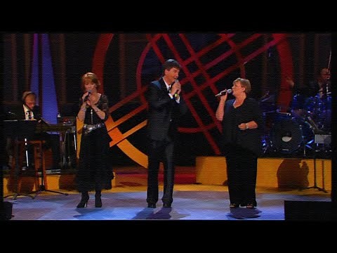 Daniel O'Donnell - Peace In The Valley/The Church In The Wildwood/Just A Closer Walk With Thee