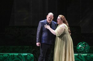 #OPERA Rendez-vous à l'Opéra Bastille pour découvrir l’opéra "Beatrice di Tenda" de Bellini dans la mise en scène de Peter Sellars et sous la direction musicale de Mark Wigglesworth : https://bit.ly/3OQQRJH | Opéra national de Paris