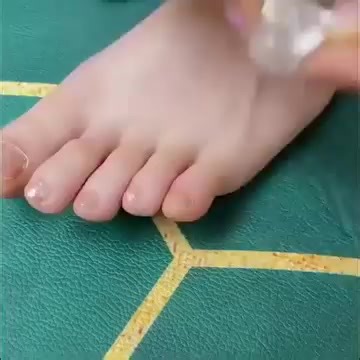 😍✨Say goodbye to painful rubbing and blisters with our toe protectors! Keep your feet comfortable and callus-free all day long. | Kityse