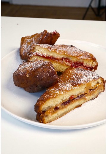 Deep Fried PB&J Recipe: Homemade Peanut Butter & Strawberry Jam