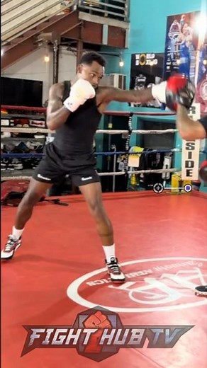 Jermell Charlo LOOKING SHARP in his prime training for comeback!