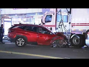 1 cyclist killed, another critically injured in crash near Apollo Theater in Harlem