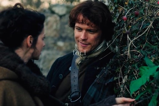 #outlander | Outlander-Jamie and Claire Fraser