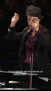 💬 " Prenez des libertés !" - Pierre Boulez Les 14 et 15 novembre 2009, Pierre Boulez était au Conservatoire pour une #masterclass avec 9 étudiant·es de la classe de direction de Zsolt Nagy et l'Orchestre des lauréats du Conservatoire. Retrouvez les meilleurs moments de ces journées et un entretien avec Zsolt Nagy et Pierre Boulez sur notre site internet : https://bit.ly/3D26YkB 🎥 Service audiovisuel du Conservatoire de Paris | Conservatoire de Paris Cnsmdp