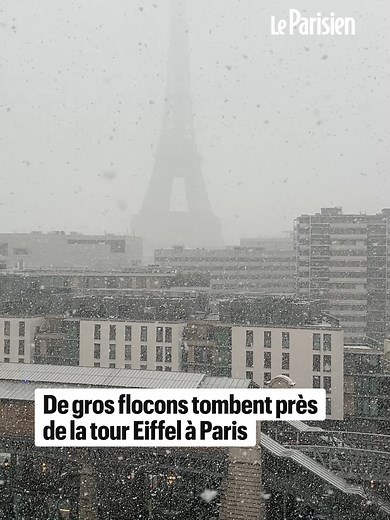L’ensemble de la région parisienne est placé en vigilance orange neige et verglas ce lundi, comme une partie nord-ouest du pays. Les premiers flocons ont commencé à tomber sur Paris peu après 15 heures. #Neige #Paris
