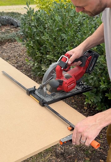 Achieve Perfect Straight Rips with SKATE PLATE