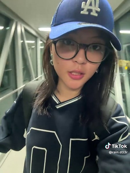 Back Stronger: Inspirational Dance Video by Helen Chung