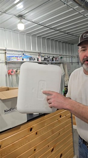 Watch video too see how Fish Fix Tuesday Express works! Ps- forgot to turn off my tunes 🤣 FISH FIX TUESDAY EXPRESS free shipping offer! - Minimum order $50 - Order at fishfixusa.com - For free shipping select in store pickup - Put address and phone number in note to seller Eligibility - if you live within the red circled area in central lowa Your order will be delivered Tuesday for free and I will text you when it is there! This is like tropical fish door dash 😊 | Fish Fix