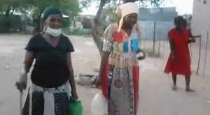 4.6K views · 62 reactions | WATER TRADE … Sestag informal settlement residents at Outjo are using food to thank neighbours for the water they fetch from their houses, as communal taps in their area are broken. Elizabeth So-oabes (72) and another pensioner Magdalena Guxas fetch water from Frederika Uises, who lives in the same street. Read the full story in today's edition. Video: Clemans Miyanicwe | The Namibian | Facebook