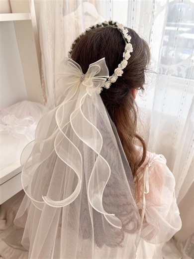 Ivory Floral Communion Headpiece With Veil, Flower Crown, Tulle Bow Hair Accessory - Etsy