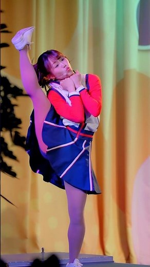 夜の足上げ😍 : ジャンボリミッキー : ディズニーランド : かわいい公式おねえさん : #disney #dance #ディズニー #tdl #4k