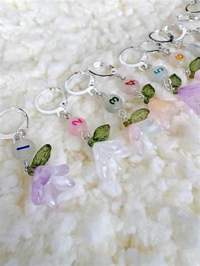 Rainbow Lily Flower Row Counters, Knitting Crochet Stitch Markers - Etsy UK