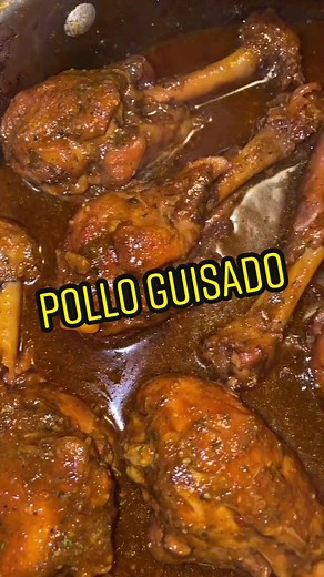 Authentic Pollo Guisado Recipe: Dominican Flavor Explosion!