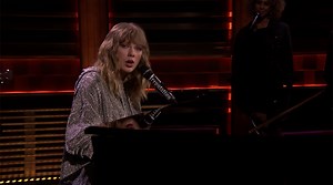Taylor Swift rinde un emotivo "tributo" a la mamá de Jimmy Fallon