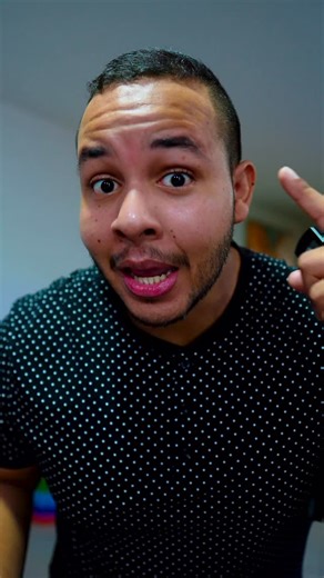 31K views · 1K reactions | Este es el HONOR 400 Smart un teléfono que resiste a caídas de hasta dos metros y no se va a destruir. Además cuenta con diversas características de inteligencia artificial que lo hacen un teléfono demasiado útil como opción de compra. #ElCelularviral #HONOR400Smart @honorcolombia | Juegos Androide.com | Facebook