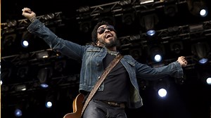 Lenny Kravitz splits pants, divides TODAY on embarrassment factor