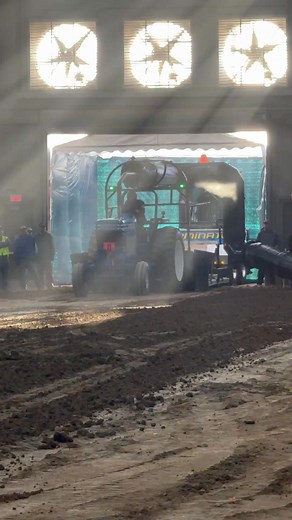 Keystone Nationals opened up with the 11,000 Hot Farm and the Stoner brothers both made a run at the beach. It was Austin to secure a spot in the finals. He finished 4️⃣th with a 252.59’. Check out his pass with the Ford 9700 he calls Salvaged After Hours. | Forrester Pulling Team