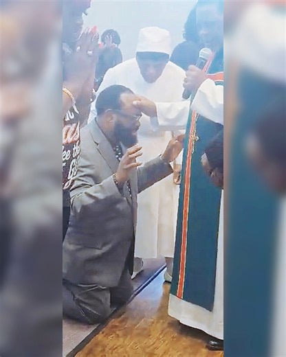 Do it in all of us this week father🙏🏾! -Dr. Myron L. Williams #coverus #father #ontheroadtoconvocation #cogic #imdpresident #praise #praisebreak #worship #music #prayer #prayforme #wheelsup #americanairlines #dallasfortworth #memphis #117thhc | Myron Williams