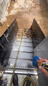 104K views · 616 reactions | Horse Trailer Deep Clean!  From mud-caked mess to sparkling clean — giving this trailer the fresh start it deserves! ✨ #TrailerCleaning #BeforeAndAfter #HorseLife #MuddyToMint #CleanUpTime #RuralLife | Bastek | Facebook