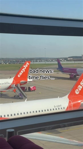 Time flies indeed #travel #traveloholic #istanbul 🇹🇷#catchingflights