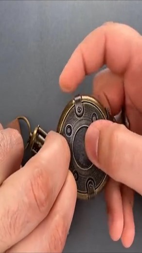 49K views · 396 reactions | #lockpicking #military #LOCK #locksmith #security #foryou #usa #viral #foryou #usa #viral | Picking Locks | Facebook